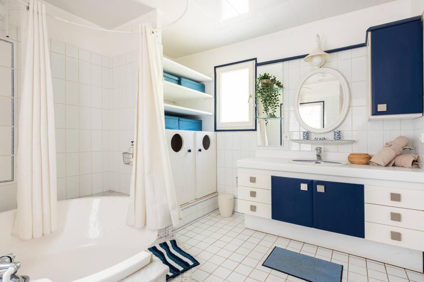 Chambre Et Table D'Hotes Villa Pomponette Nans-les-Pins Εξωτερικό φωτογραφία