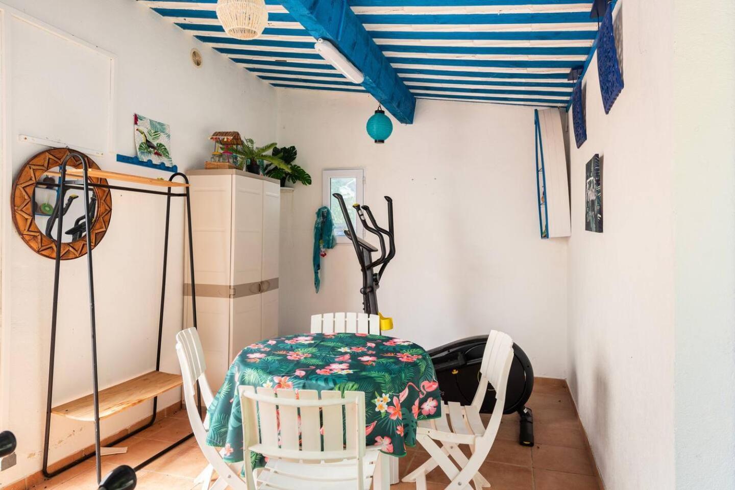 Chambre Et Table D'Hotes Villa Pomponette Nans-les-Pins Εξωτερικό φωτογραφία